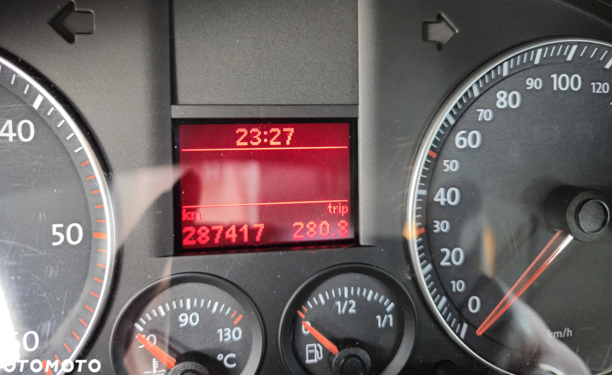 Volkswagen Touran 1.9 TDI DPF Conceptline - 11