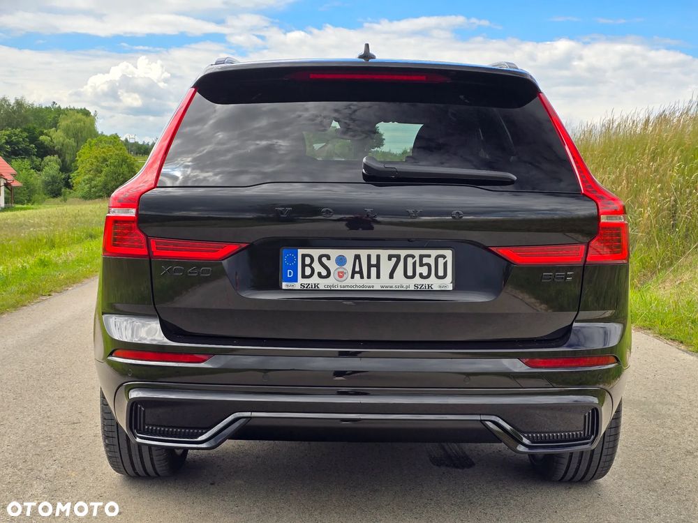 Volvo XC 60 B5 B AWD Plus Dark - 7