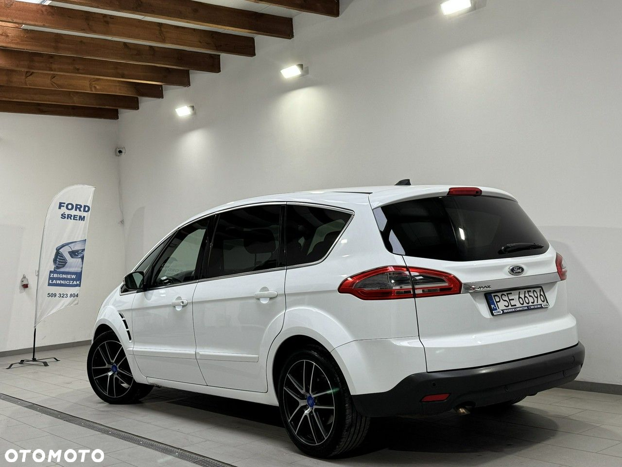 Ford S-Max - 15