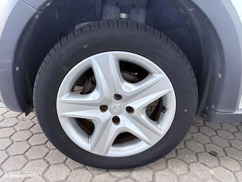 Dacia Sandero 1.5 dCi Stepway - 13