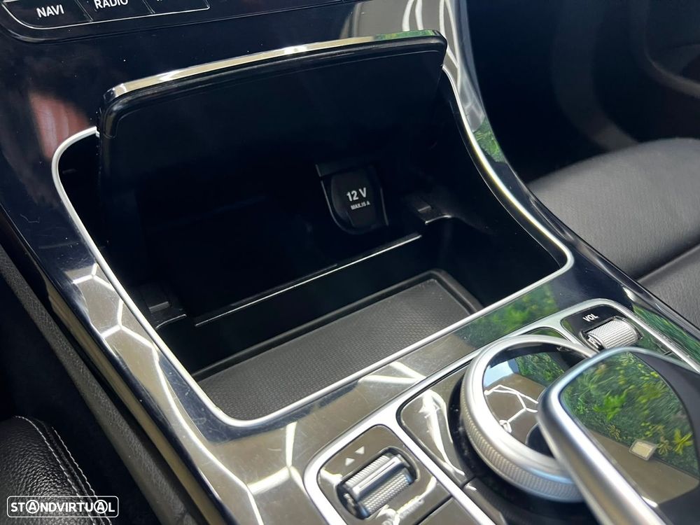 Mercedes-Benz C 300 BlueTEC Hybrid AMG Line - 36