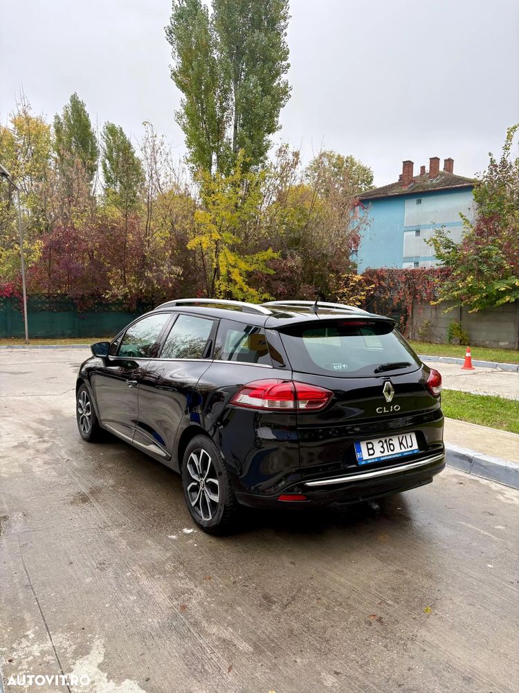 Renault Clio - 7