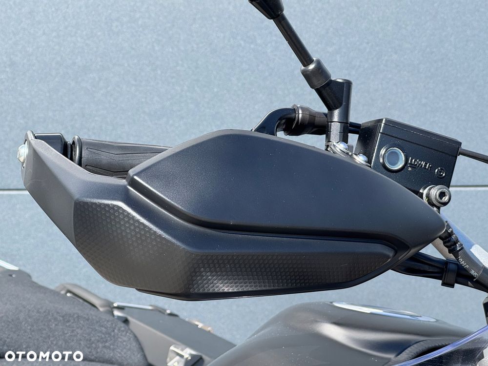 Yamaha Super Tenere - 5