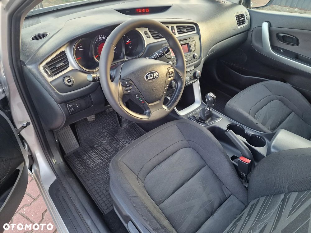 Kia Ceed Cee'd 1.6 CRDi M - 8