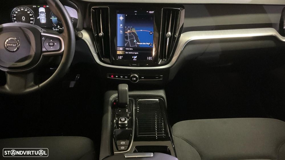 Volvo V60 2.0 T6 AWD TE Inscription Expression - 36