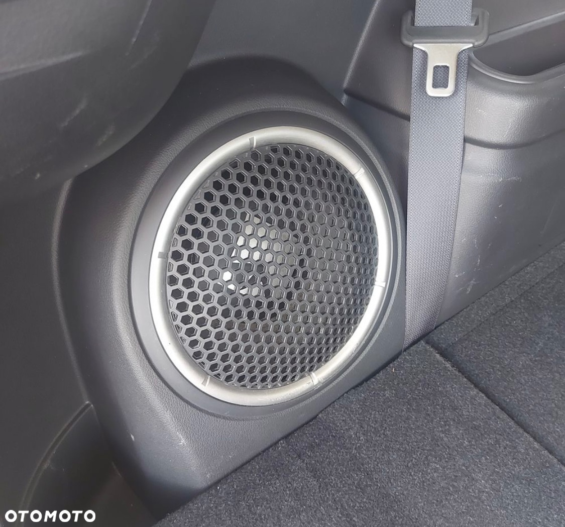 Mitsubishi Outlander 2.2 DI-D 4WD Automatik Diamant Edition - 32
