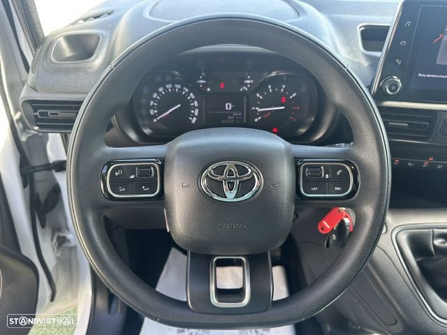 Toyota PROACE CITY 3 LUG. C/ECRÃN CX.6V. - 11