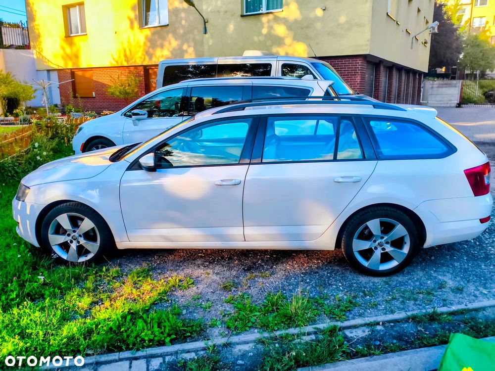 Skoda Octavia 2.0 TDI Style - 3