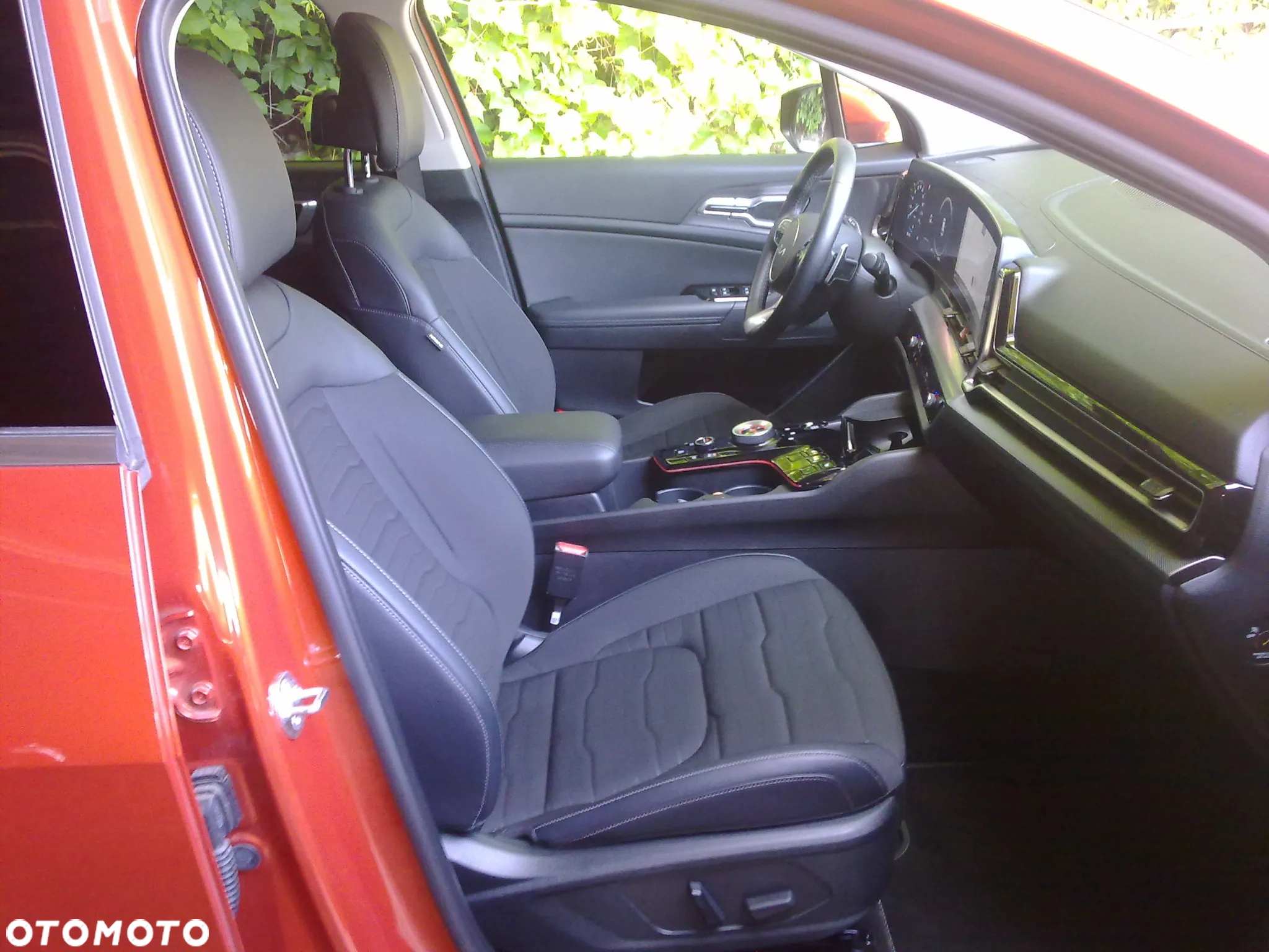 Kia Sportage 1.6 T-GDI PHEV Business Line 4WD - 19