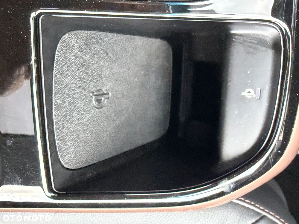 Hyundai IONIQ Premium - 23