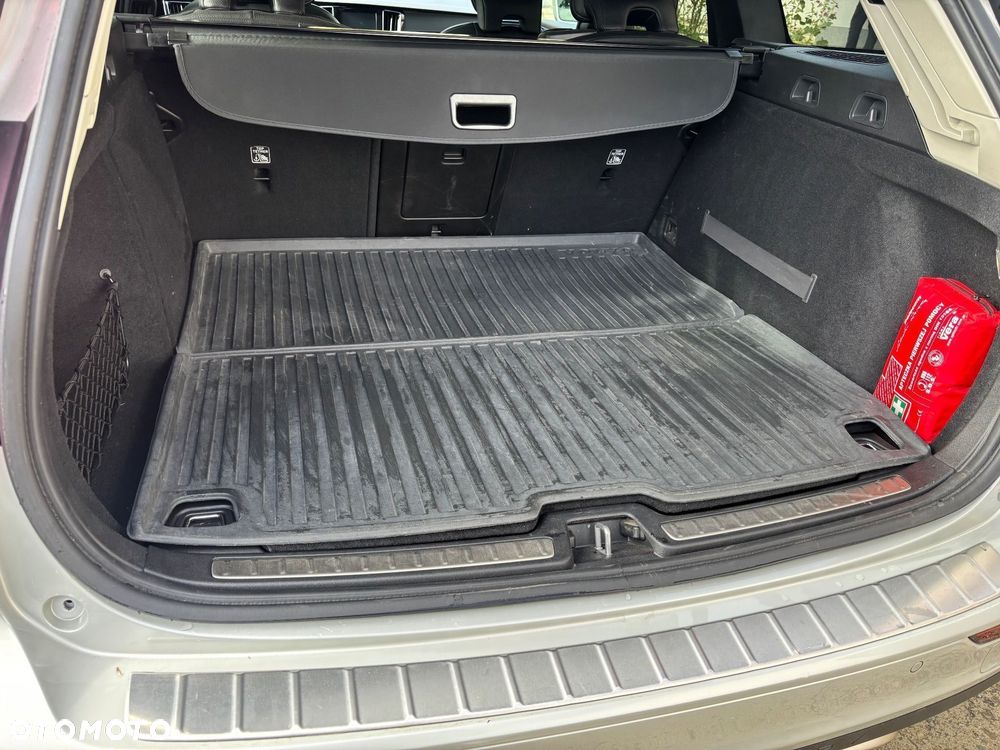 Volvo V60 Cross Country T5 AWD Geartronic - 28