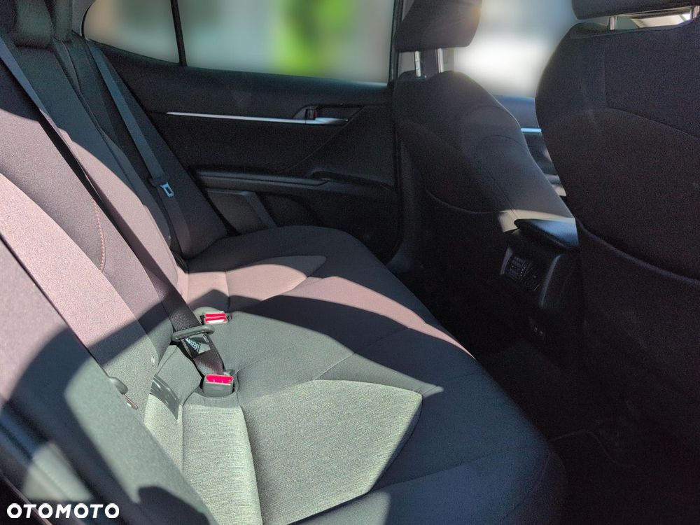 Toyota Camry 2.5 Hybrid Comfort CVT - 10