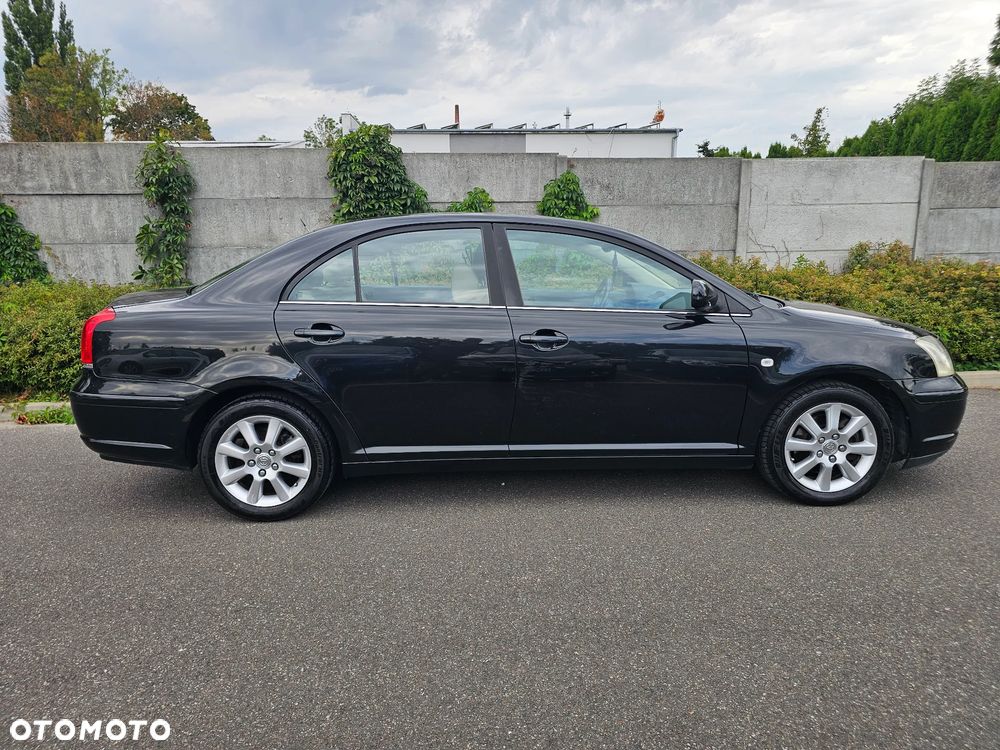 Toyota Avensis 2.2 D-4D Prestige - 5