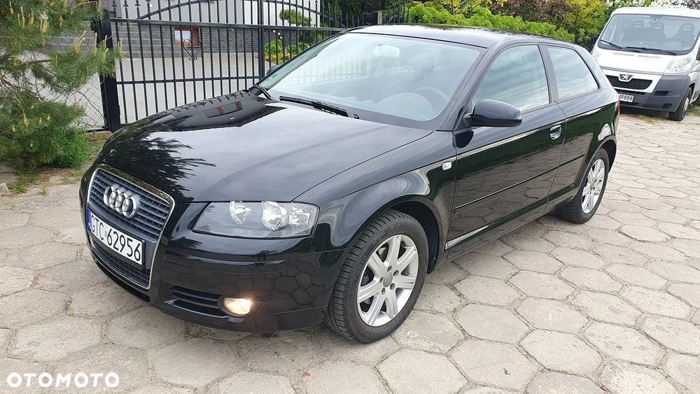 Audi A3 Limousine - 1