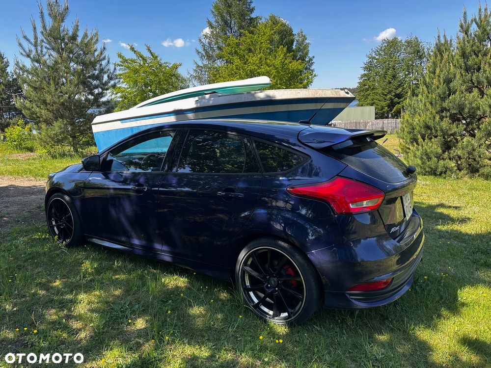 Ford Focus 2.0 EcoBoost ST-2 - 22