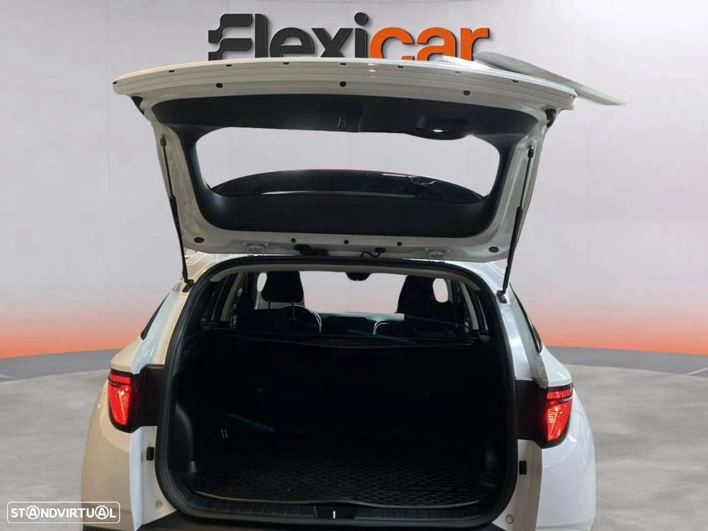 Hyundai Tucson 1.6 CRDi Business - 18