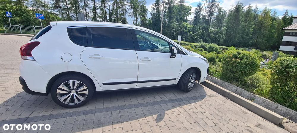 Peugeot 3008 HDi 115 Access - 2