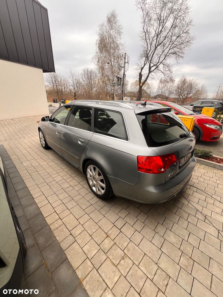 Audi A4 Avant - 6