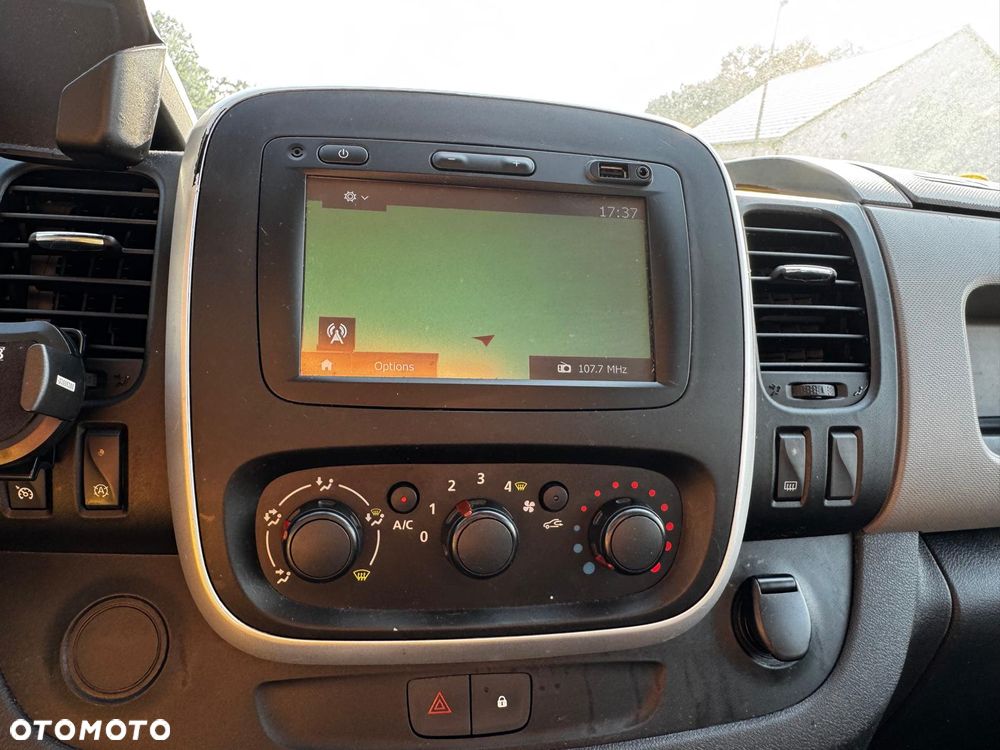 Nissan NV300 1,6 dci  125 Navi / Kamera - 21
