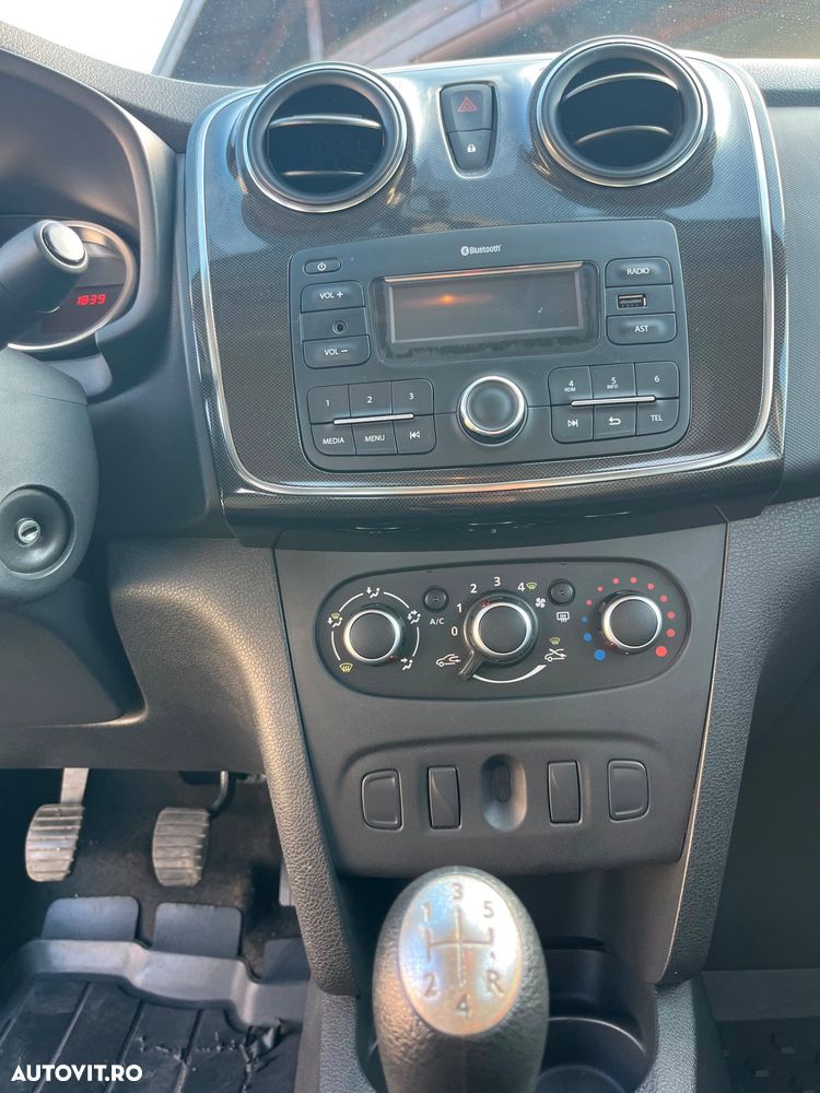 Dacia Logan 0.9 TCe Laureate - 11