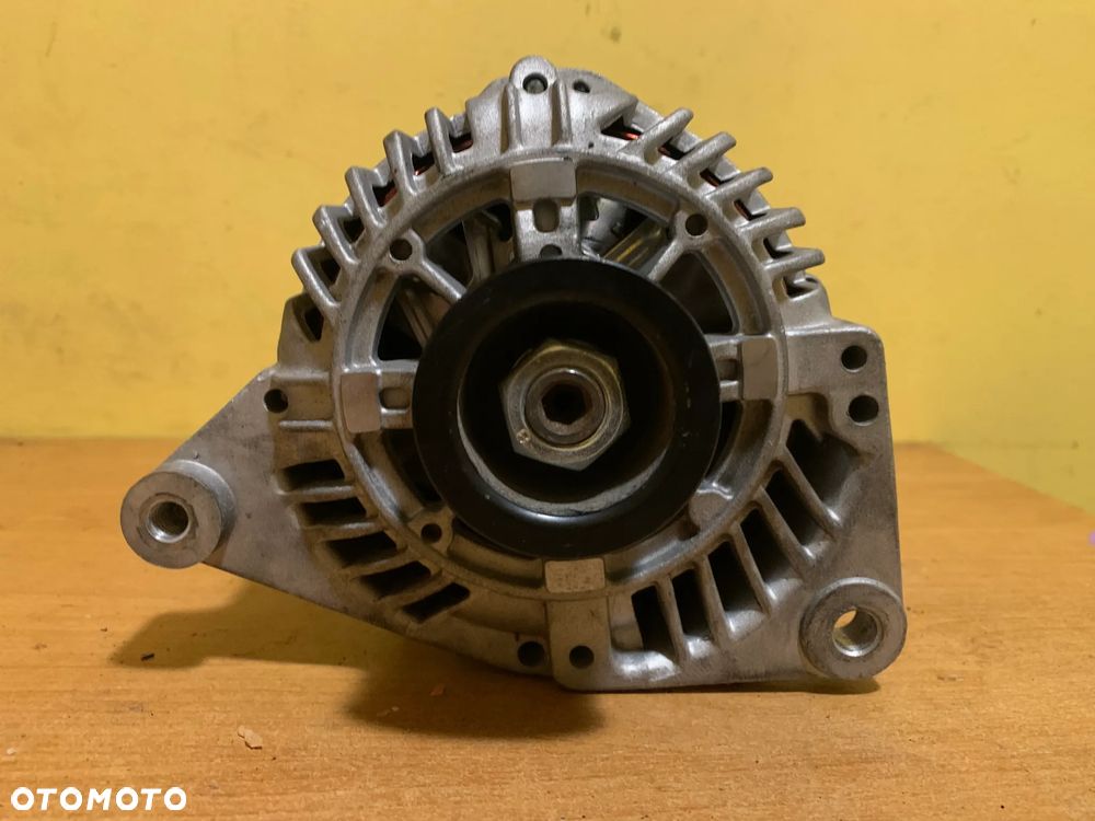 Alternator Audi A4 B5 1.8B 90A STX101251