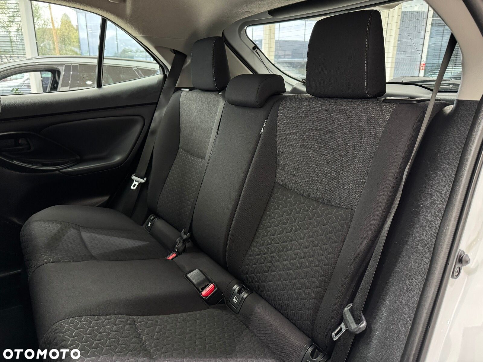 Toyota Yaris Cross Hybrid 1.5 Comfort - 13