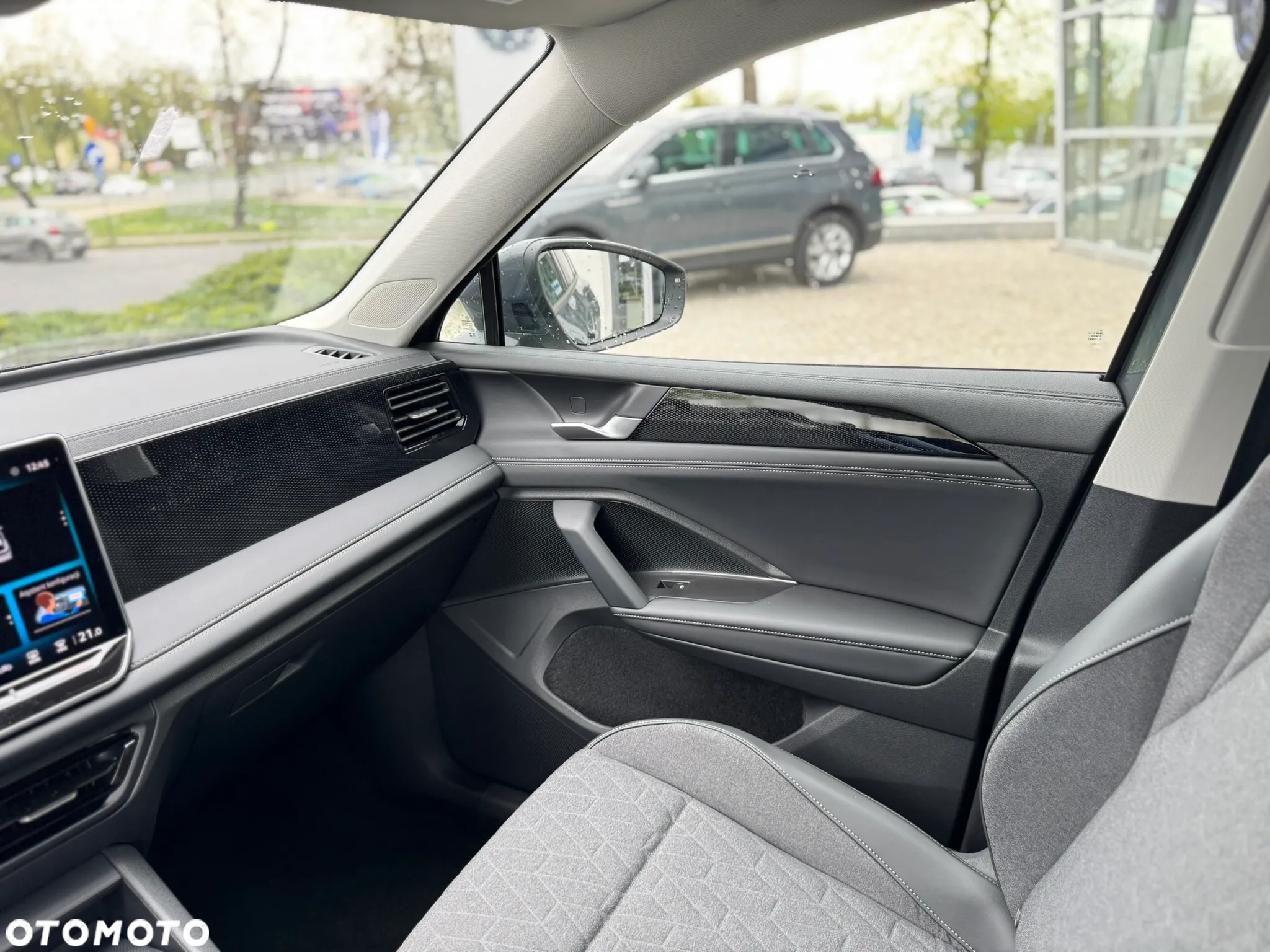 Volkswagen Tiguan 2.0 TDI Life DSG - 17