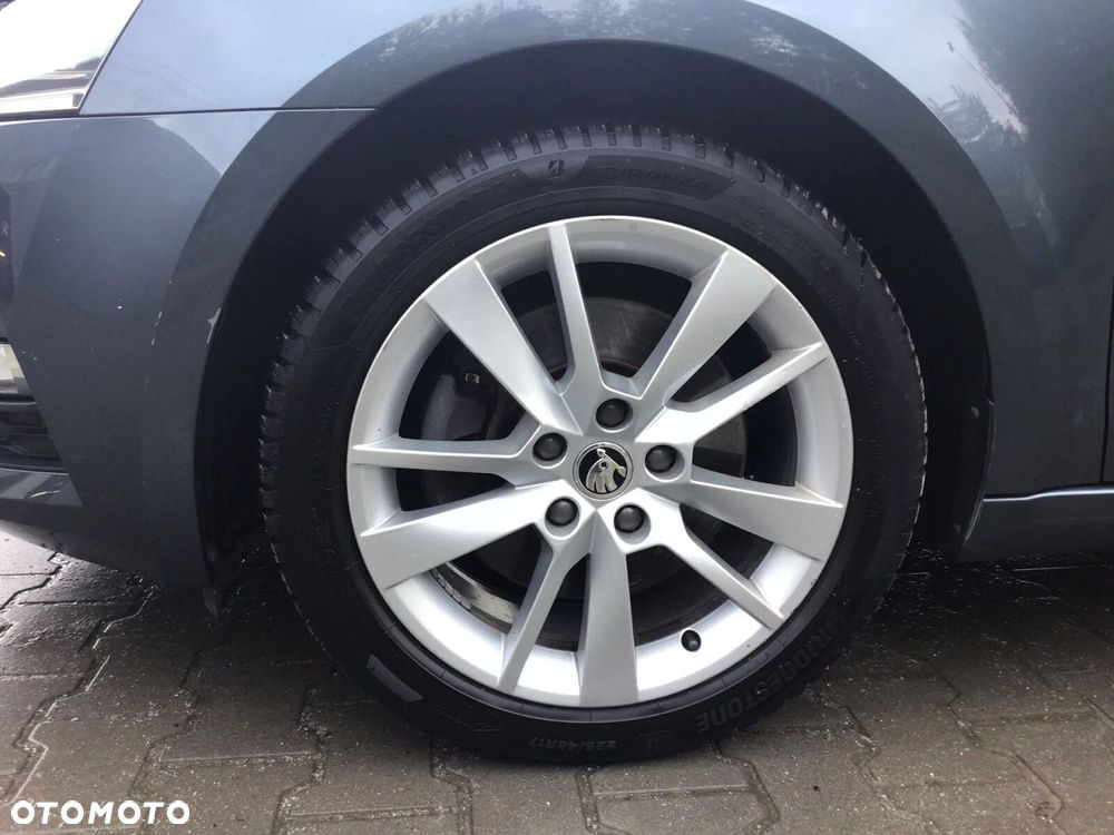 Skoda Octavia 2.0 TSI 4x4 Style DSG - 28