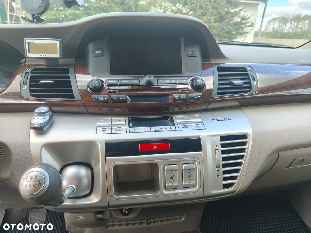 Honda FR-V 2.0 Executive - 12