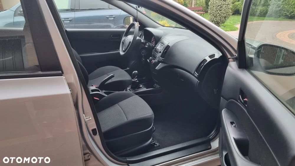 Hyundai i30 1.4 blue Comfort - 9