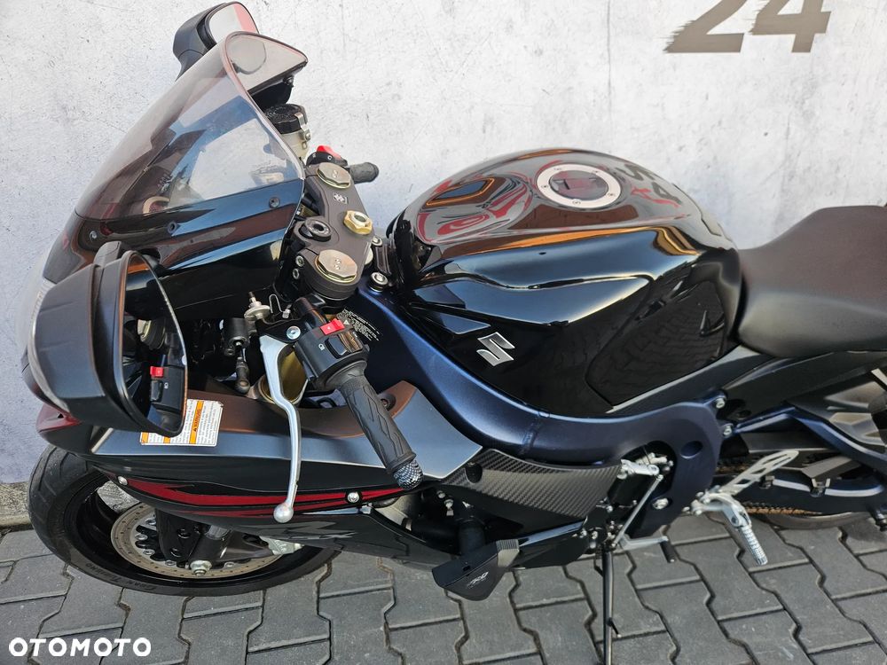 Suzuki GSX-R - 11