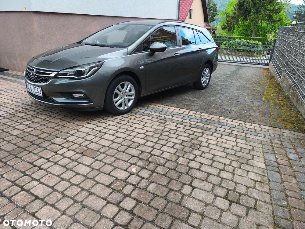 Opel Astra 1.6 CDTI Sport - 10