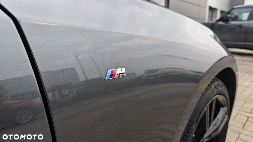 BMW Seria 3 320d xDrive Edition M Sport Shadow - 13