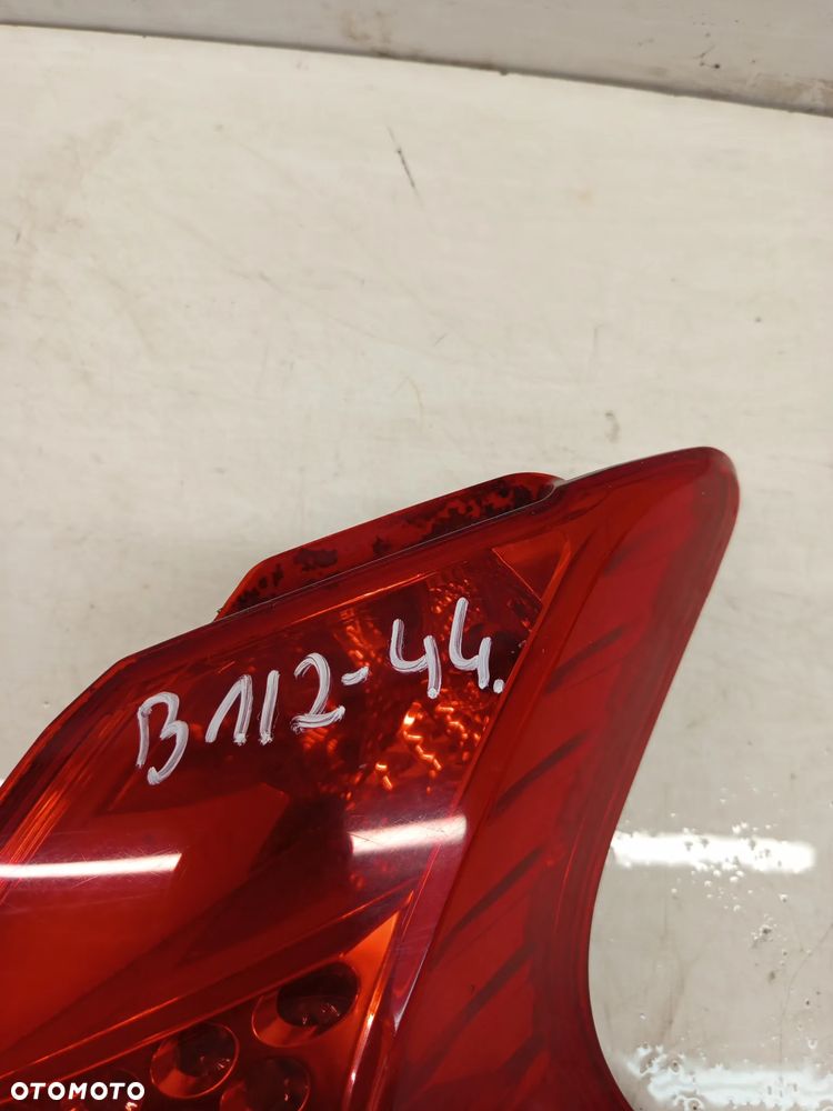 + LAMPA TYŁ TYLNA PRAWA PEUGEOT 3008 - 5