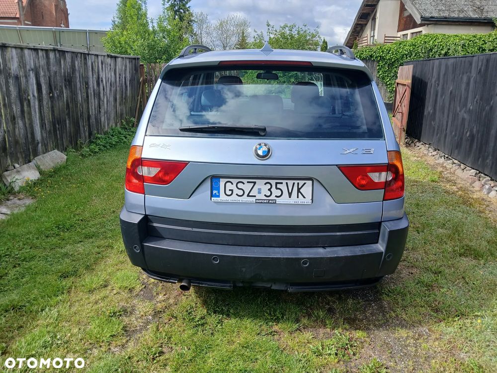 BMW X3 xDrive20i - 11