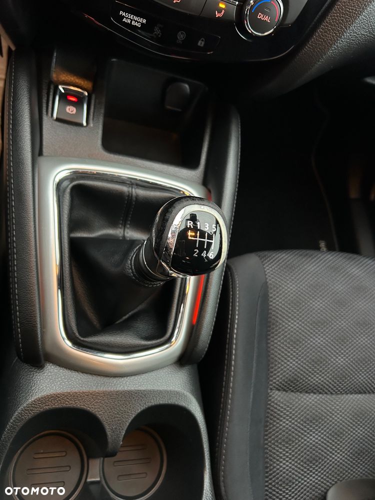 Nissan Qashqai 1.5 dCi Tekna - 14