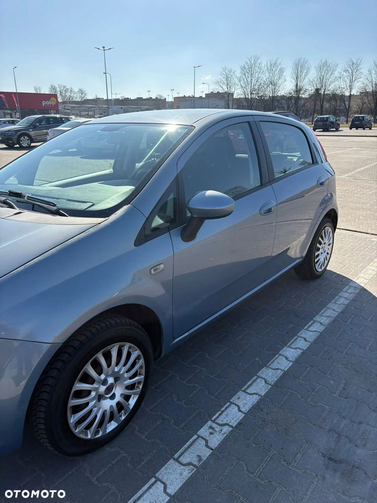 Fiat Punto 1.2 8V - 9