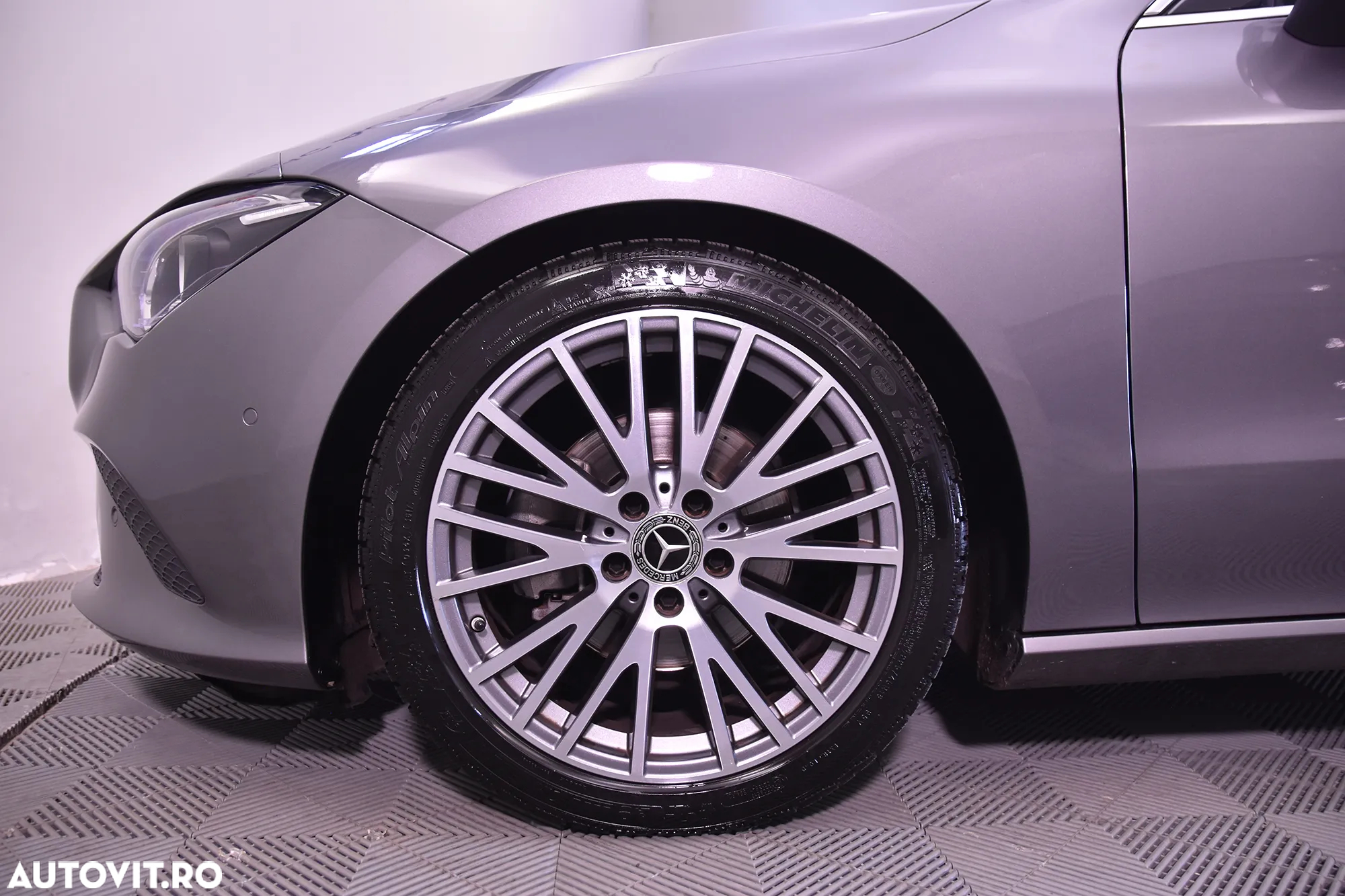Mercedes-Benz CLA 180 7G-DCT - 14