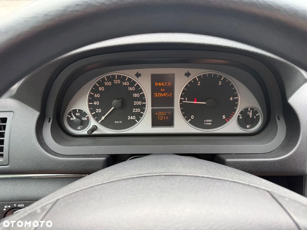 Mercedes-Benz Klasa B 180 CDI - 14