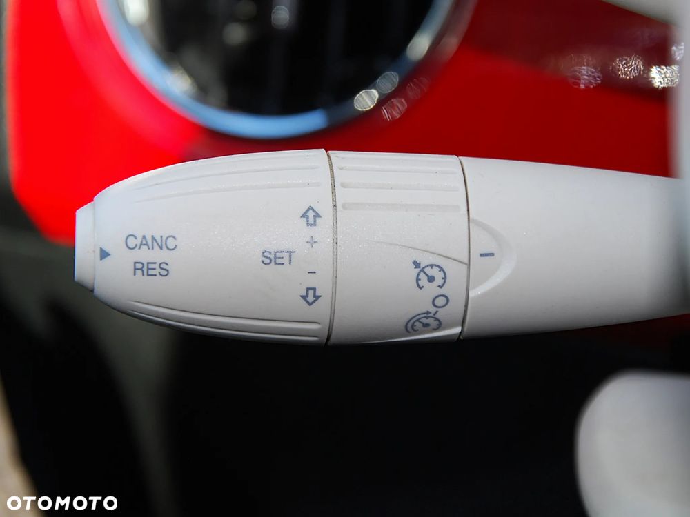 Fiat 500 1.0 Hybrid Lounge - 32