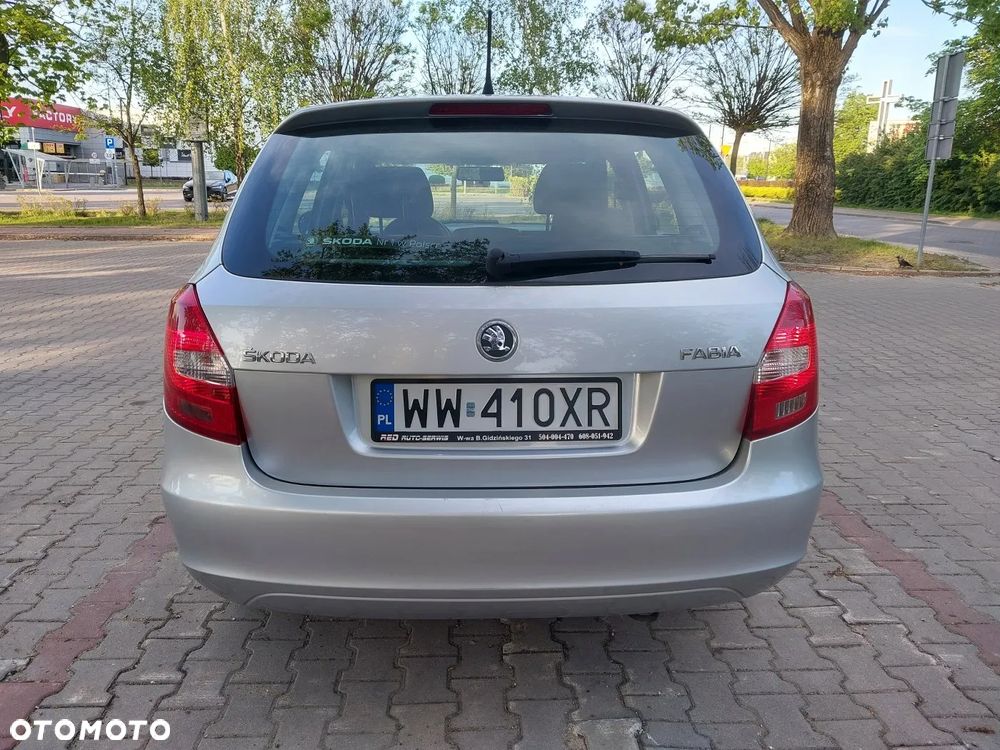 Skoda Fabia 1.4 16V Active - 24