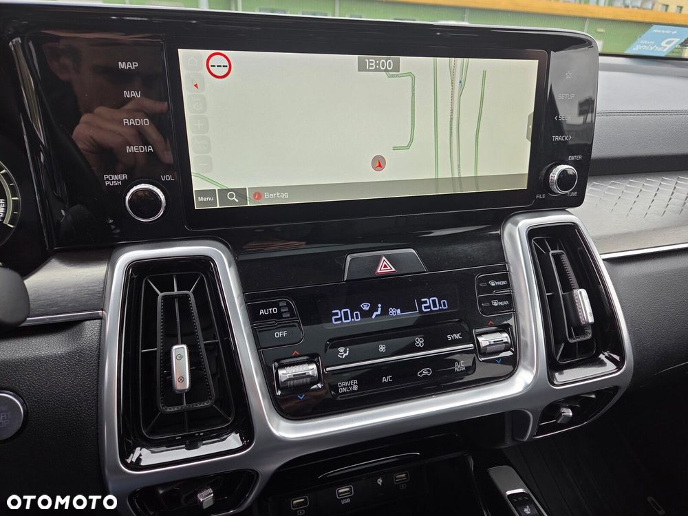 Kia Sorento - 33