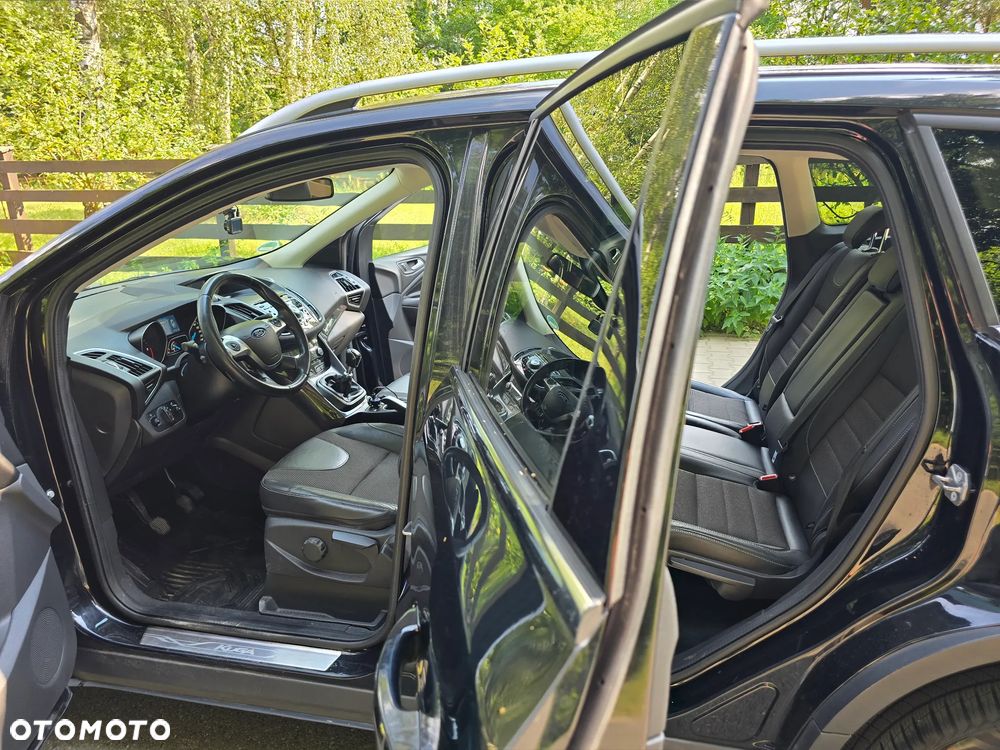 Ford Kuga 2.0 TDCi 2x4 Titanium - 20