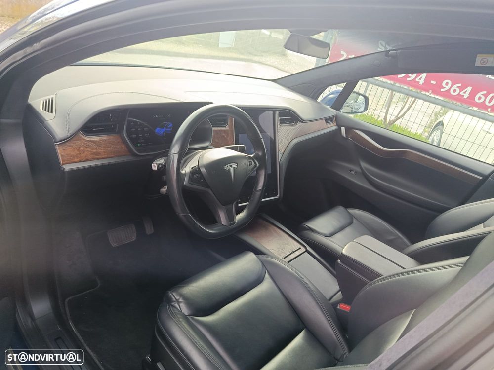 Tesla Model X 100 kWh Long Range AWD - 24