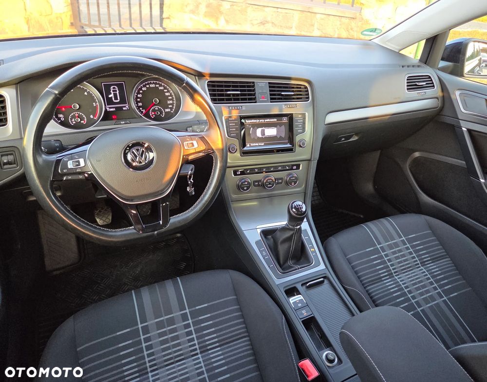 Volkswagen Golf 2.0 TDI BlueMotion Technology Lounge - 7