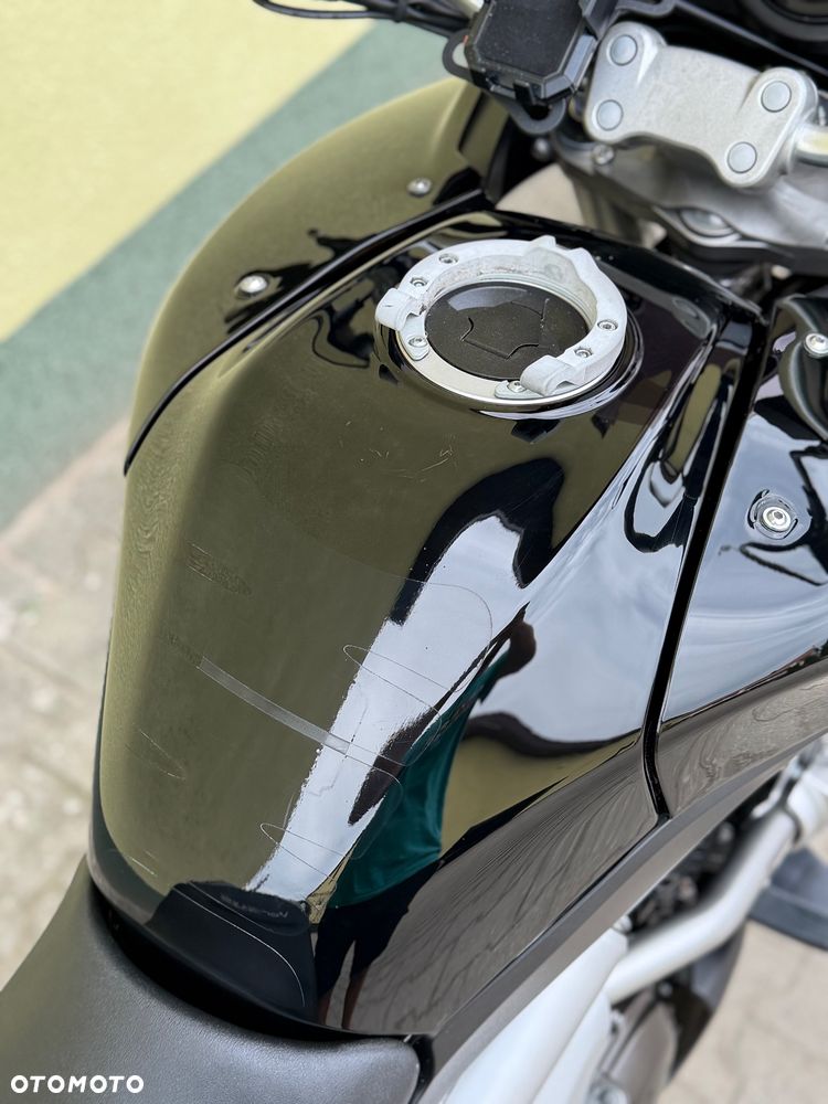 Kawasaki Versys 650 - 16