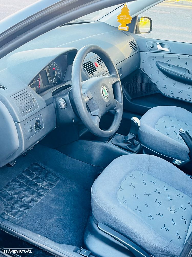 Skoda Fabia Break 1.4 Style AC+CB+ABS - 7