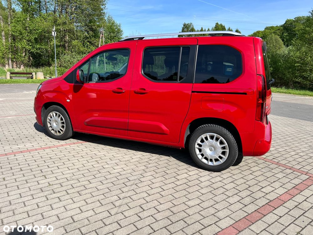 Opel Combo 1.2 Turbo Elite S&S - 2