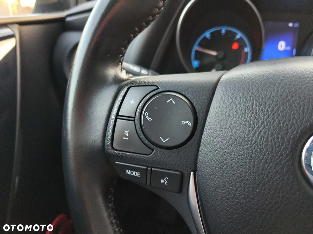 Toyota Auris 1.6 D-4D Comfort - 25