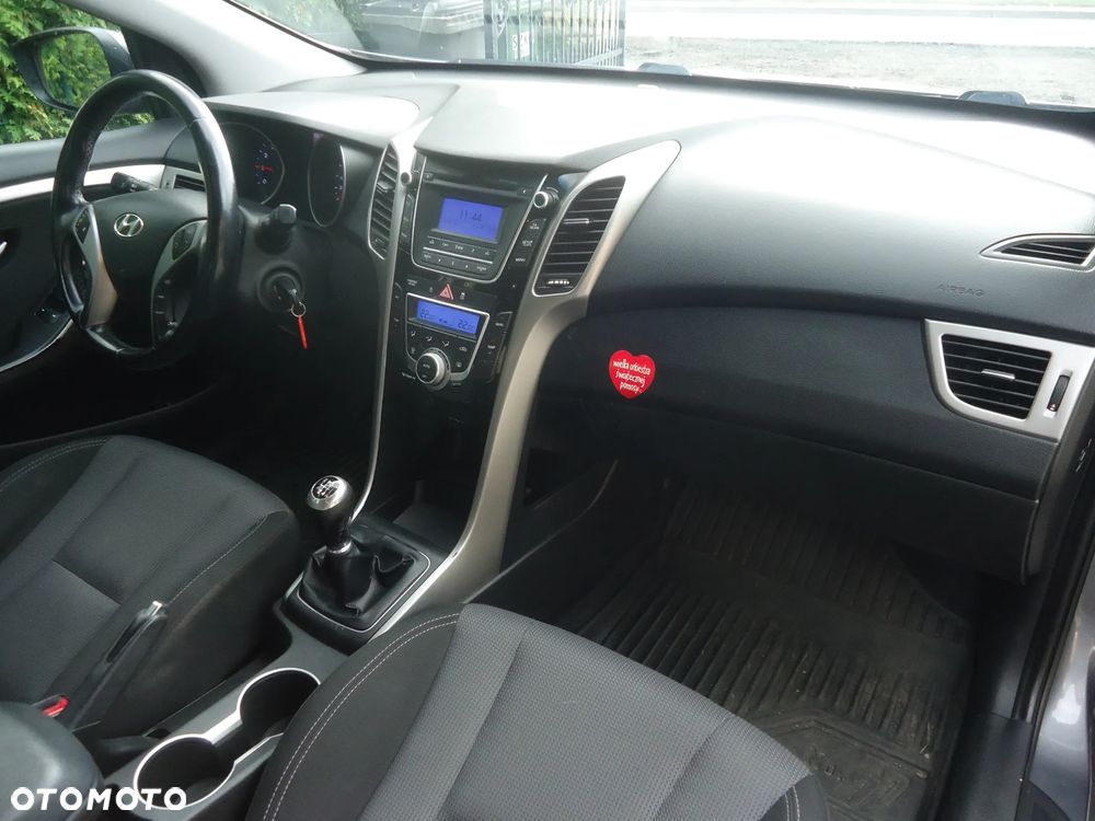 Hyundai i30 1.6 GDI Comfort - 15